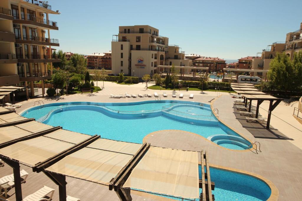 Menada Luxor Apartments Sveti Vlas Exterior photo